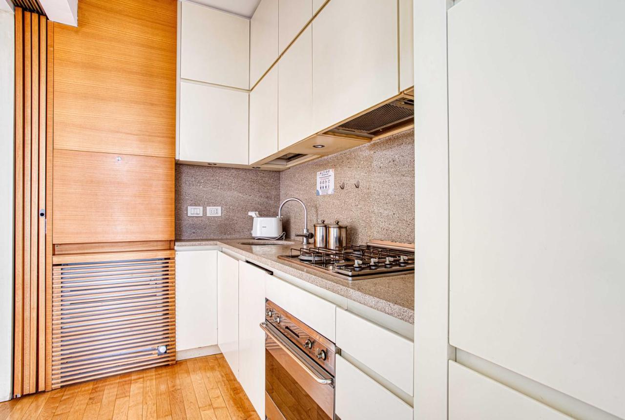 Joivy Vibrant Studio With Balcony Mediolan Zewnętrze zdjęcie